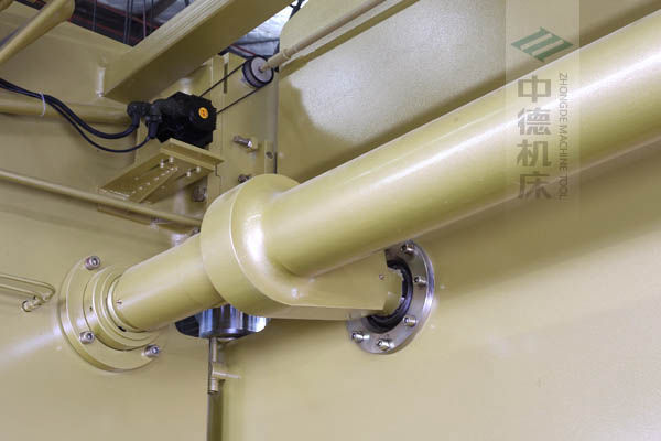 ZDP-20050高精度扭軸同步裝置，采用知名品牌關(guān)節(jié)軸承，經(jīng)久耐用.jpg