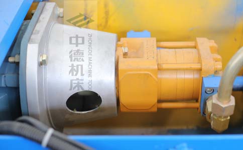 ZDPK-8025采用國(guó)內(nèi)一流品牌電機(jī)及油泵，動(dòng)力強(qiáng)勁，噪音低.jpg